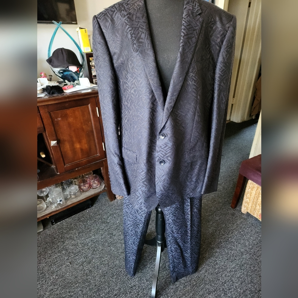 Dolce & Gabbana Elegant Black Patterned Men's Suit
